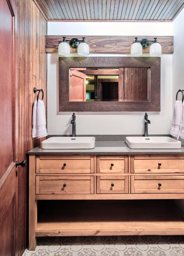 Luxuriously Restored Farm