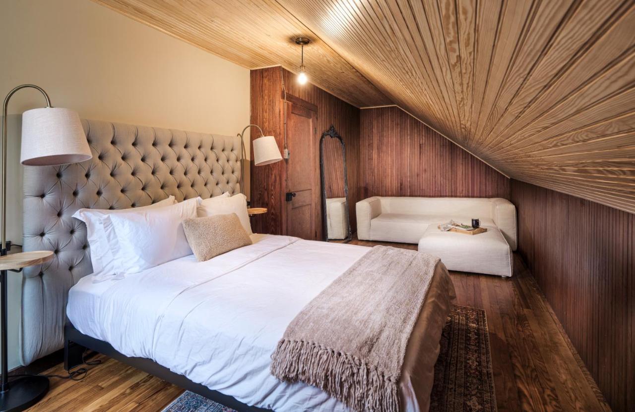 Luxuriously Restored Farm