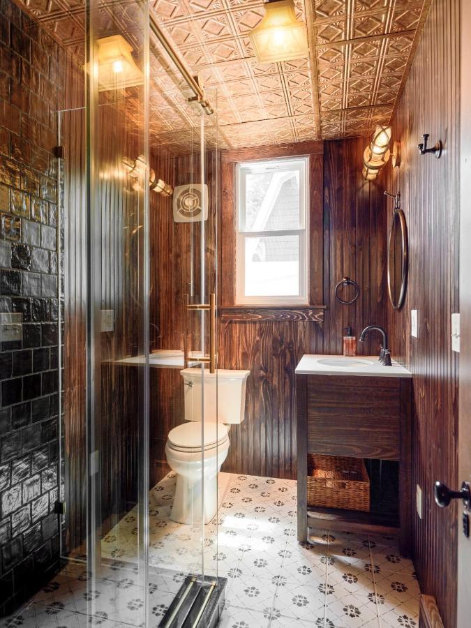 Luxuriously Restored Farm Holiday home