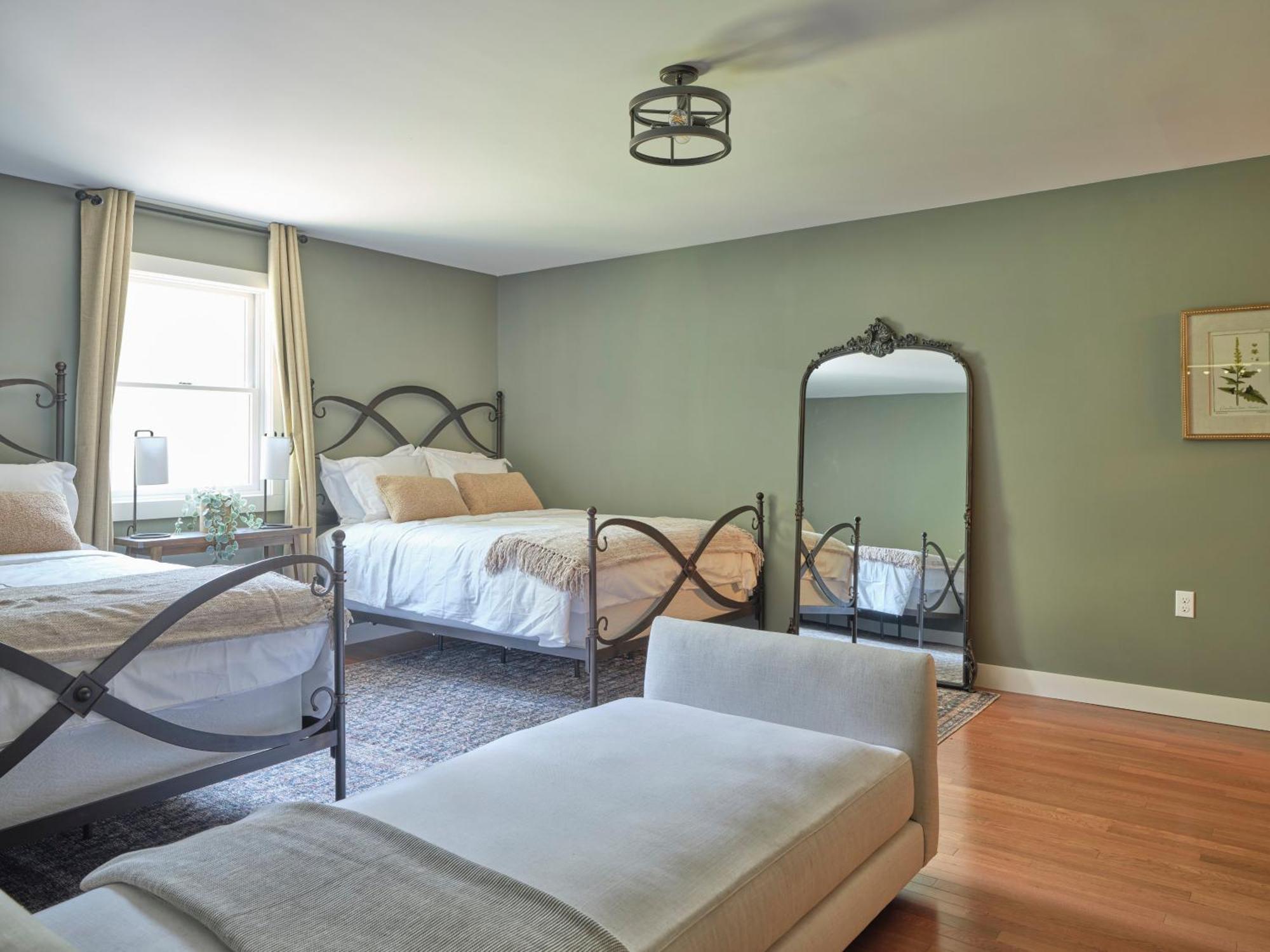 Luxuriously Restored Farm *